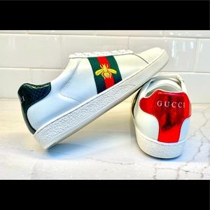 Gorgeous BRAND NEW Aces!!